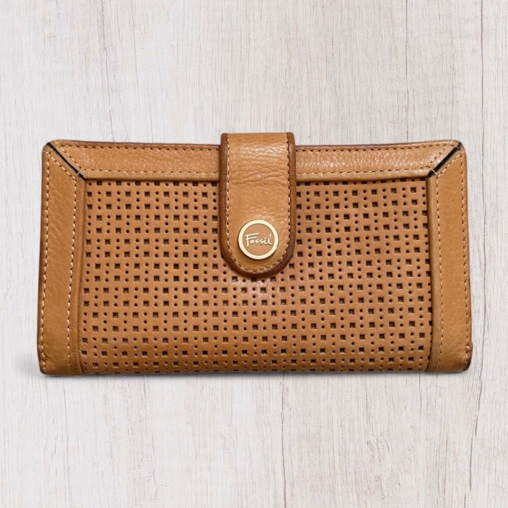 Fossil Tan Genuine Leather Perforated Clutch Wallet Snap-Tab - Picture 2 of 10